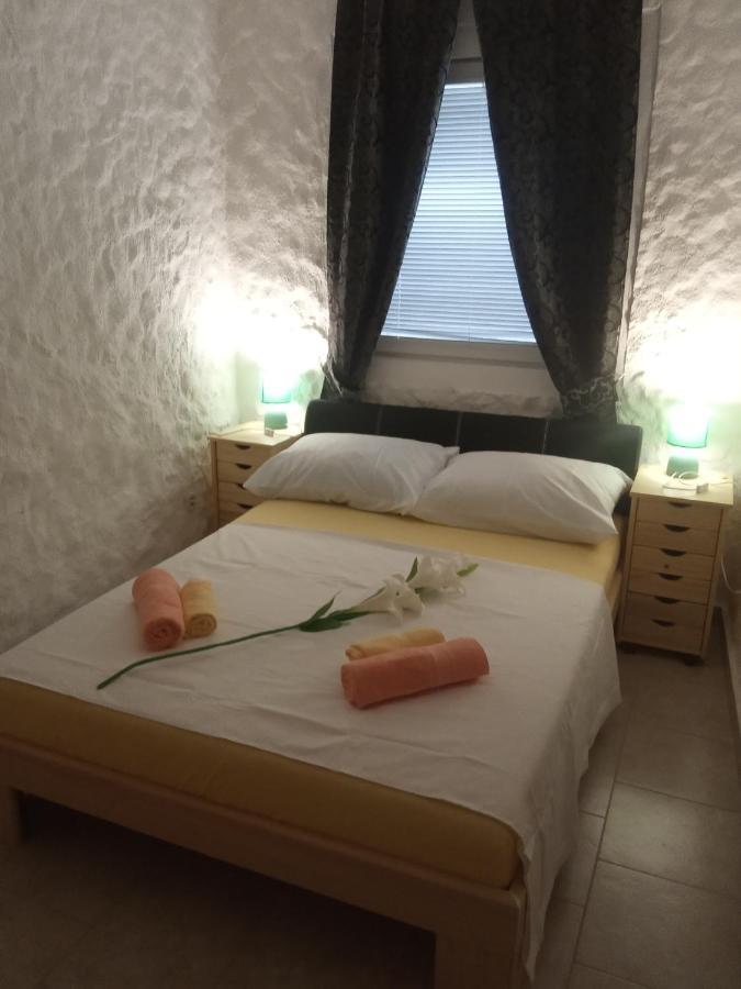 Vila Kula Lejlighedshotel Nin Eksteriør billede