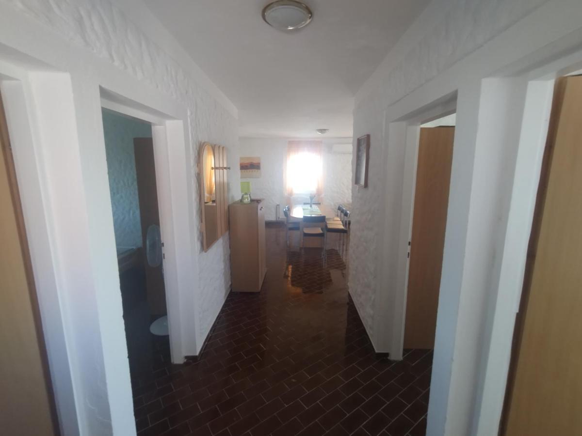Vila Kula Lejlighedshotel Nin Eksteriør billede