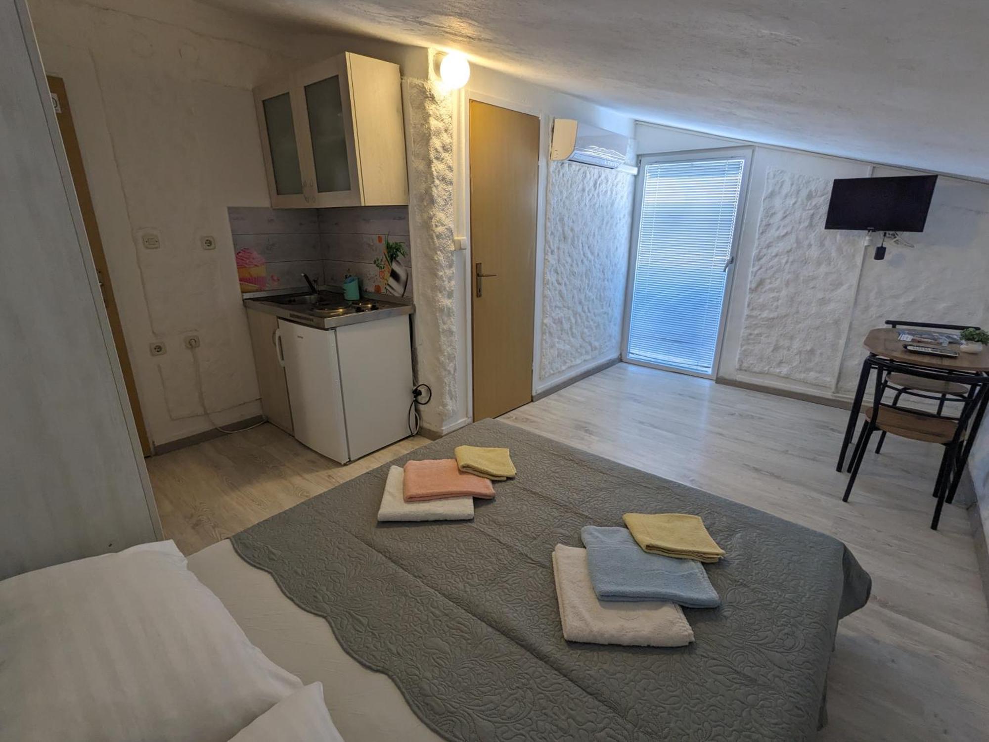 Vila Kula Lejlighedshotel Nin Eksteriør billede